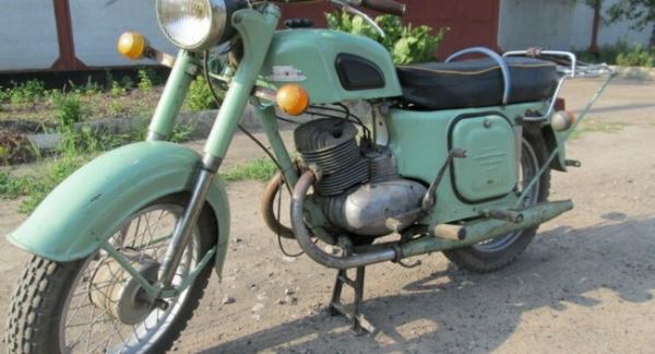 Первый советский 175-кубовый мотоцикл К-175. Его называли «Ковровской Явой»