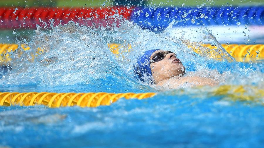 Российский пловец Рылов победил на дистанции 200 м на спине на чемпионате Европы<br />
