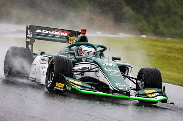 Super Formula: Джулиано Алези завоевал свой первый поул