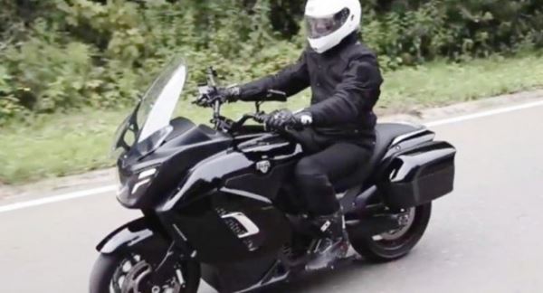 ФГУП «НАМИ» впервые показало прототип мотоцикла Aurus
