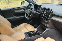 Тест-драйв Volvo XC40